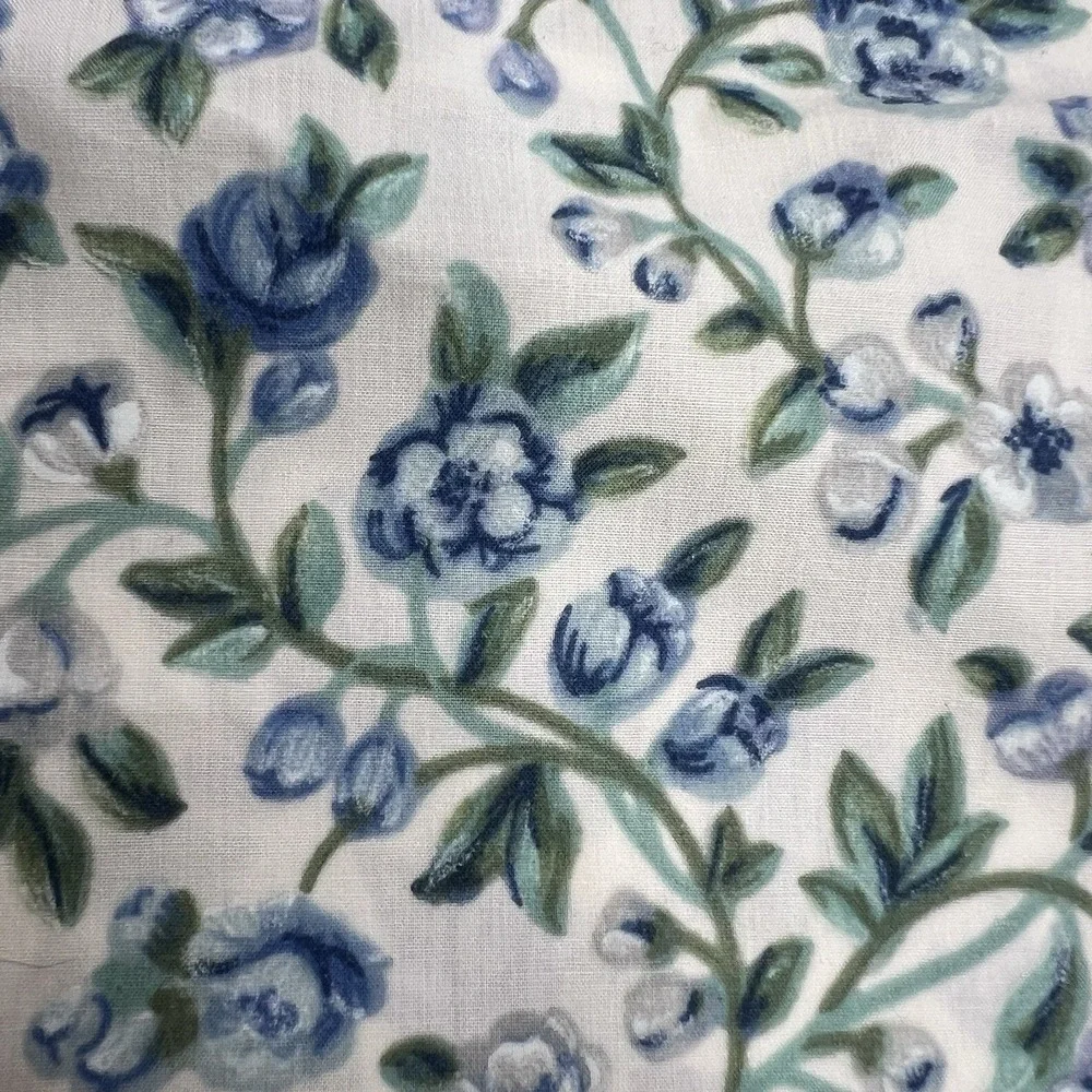 VTG  Queen Bedding Flat Sheet Floral Lace Edge Cottage Farmhouse